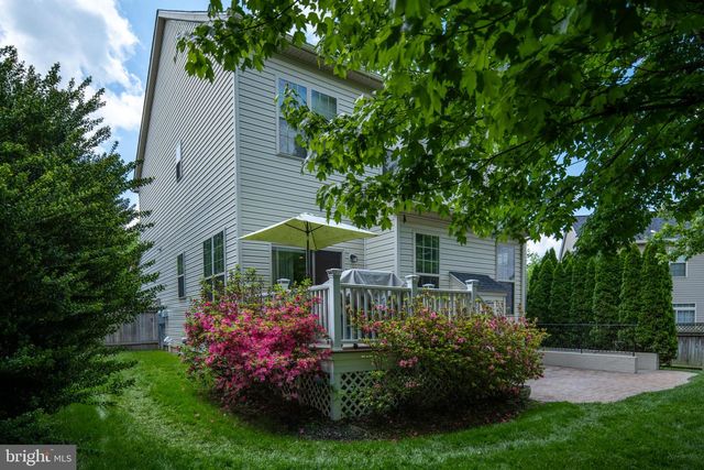 5657 LIBERTY MANOR CIR, Woodbridge, VA 22193