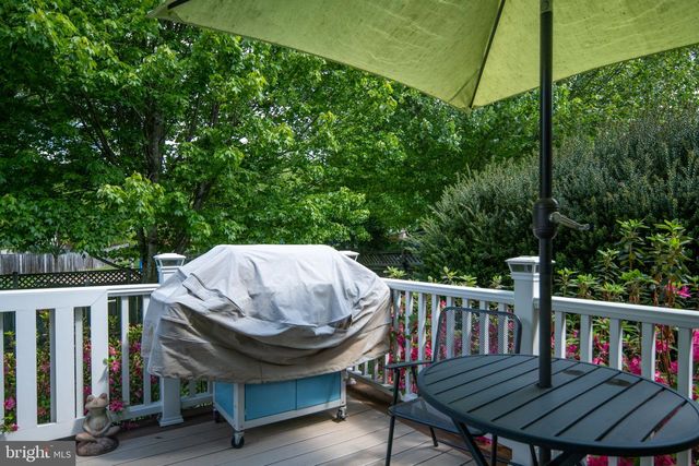 5657 LIBERTY MANOR CIR, Woodbridge, VA 22193