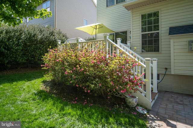 5657 LIBERTY MANOR CIR, Woodbridge, VA 22193