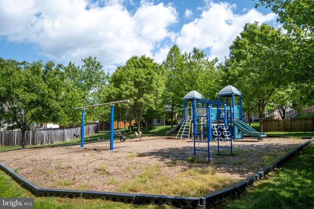 5657 LIBERTY MANOR CIR, Woodbridge, VA 22193