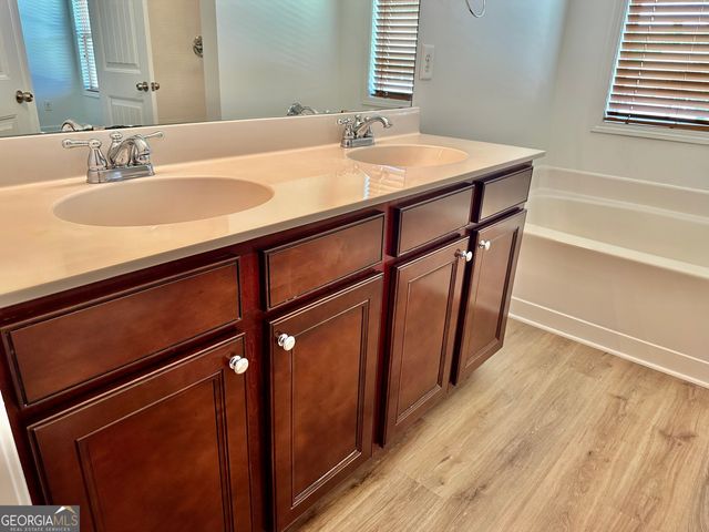 3363 Willow Meadow Lane, Douglasville, GA 30135