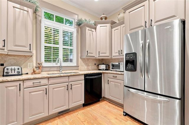 10 Black Gum Drive, Big Canoe, GA 30143