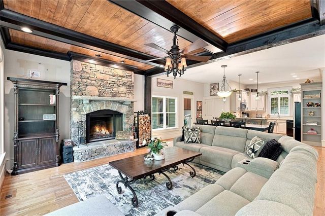 10 Black Gum Drive, Big Canoe, GA 30143