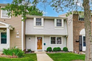 816 Mansfield Court, Schaumburg, IL 60194