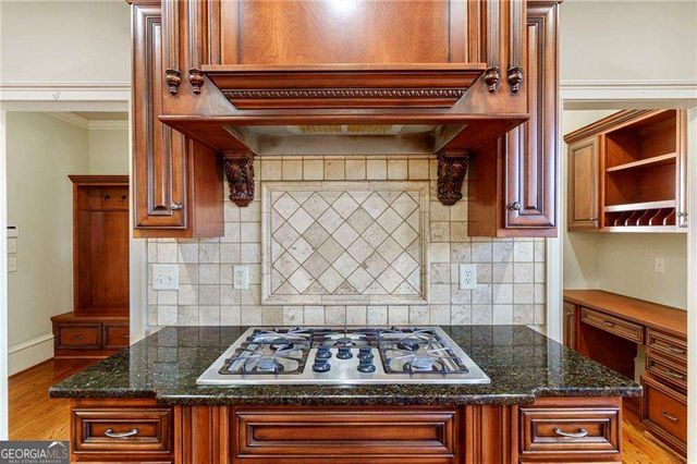 1140 Pearl Mist Drive SW, Lilburn, GA 30047