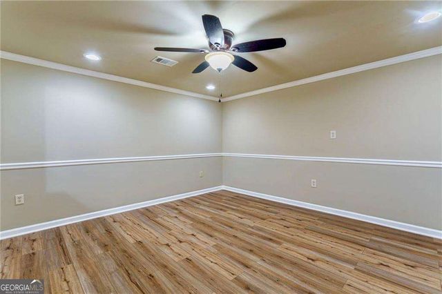 1140 Pearl Mist Drive SW, Lilburn, GA 30047