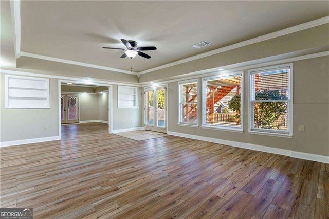 1140 Pearl Mist Drive SW, Lilburn, GA 30047