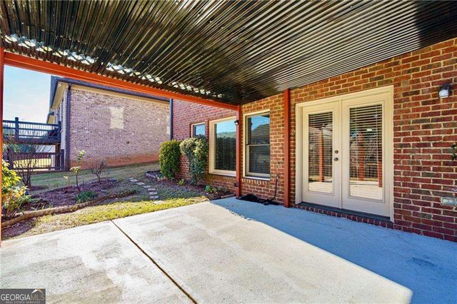 1140 Pearl Mist Drive SW, Lilburn, GA 30047