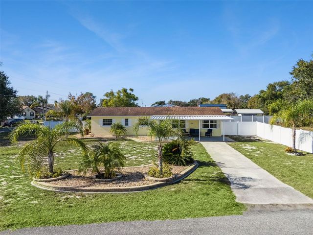 33415 PICCIOLA DRIVE, Fruitland Park, FL 34731