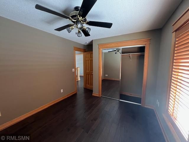 2005 Great Oaks Drive, Burnsville, MN 55337