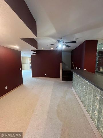 2005 Great Oaks Drive, Burnsville, MN 55337