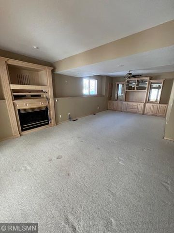 2005 Great Oaks Drive, Burnsville, MN 55337