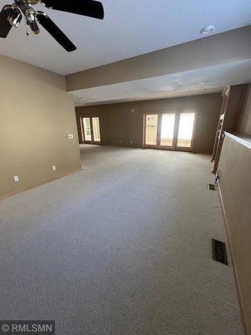 2005 Great Oaks Drive, Burnsville, MN 55337