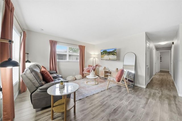 4313 W MAIN STREET, Tampa, FL 33607