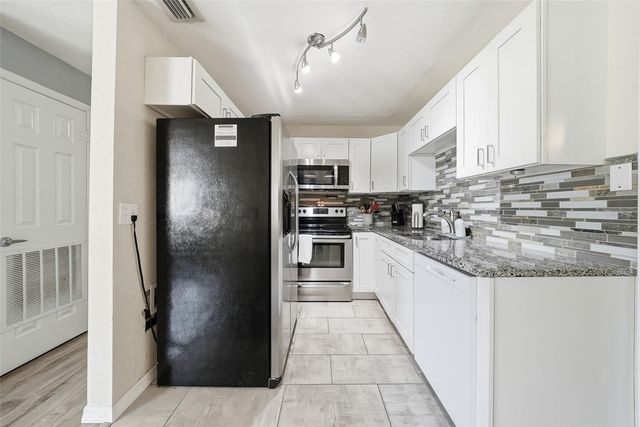 4313 W MAIN STREET, Tampa, FL 33607