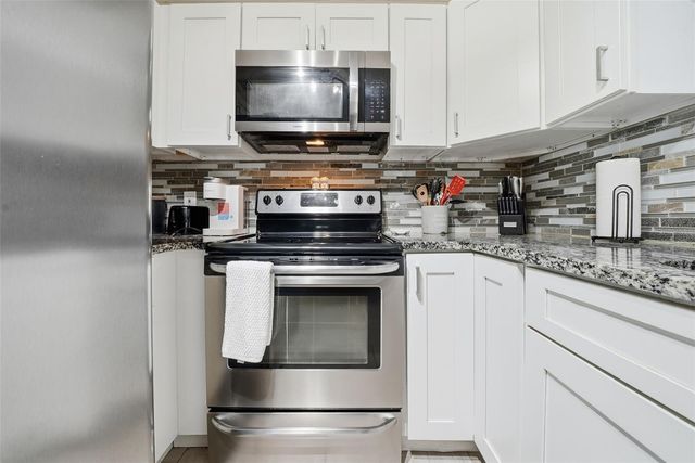 4313 W MAIN STREET, Tampa, FL 33607