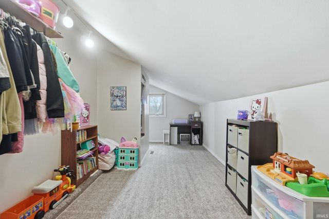 6604 Meadow Wood Place, Fort Wayne, IN 46825