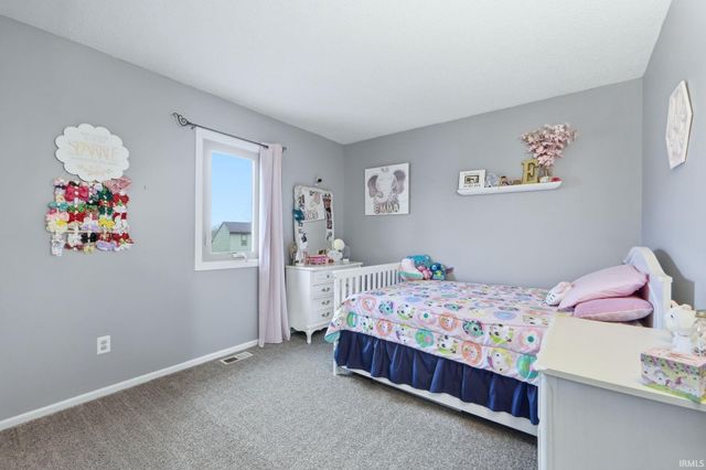 6604 Meadow Wood Place, Fort Wayne, IN 46825