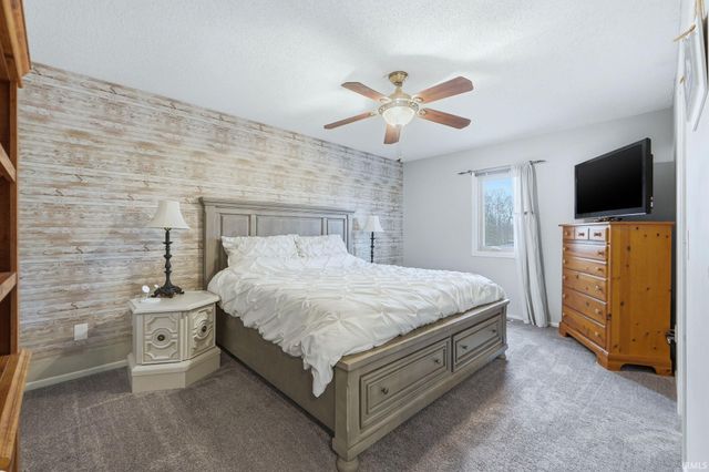 6604 Meadow Wood Place, Fort Wayne, IN 46825