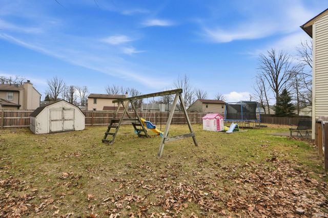 6604 Meadow Wood Place, Fort Wayne, IN 46825