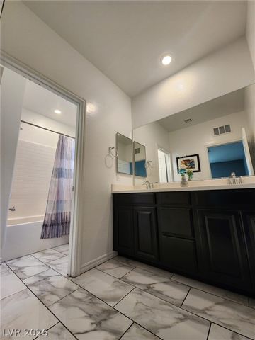 8161 Skye Plum Street, Las Vegas, NV 89166