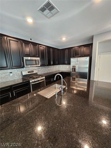8161 Skye Plum Street, Las Vegas, NV 89166