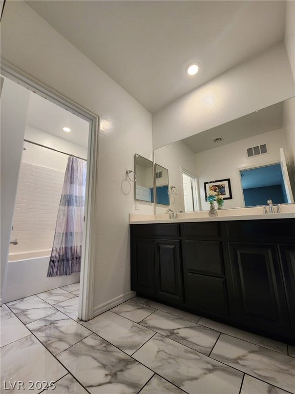 Image 23 of property listing at 8161 Skye Plum Street, Las Vegas, NV 89166