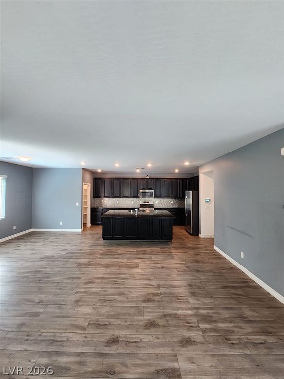 Image 6 of property listing at 8161 Skye Plum Street, Las Vegas, NV 89166