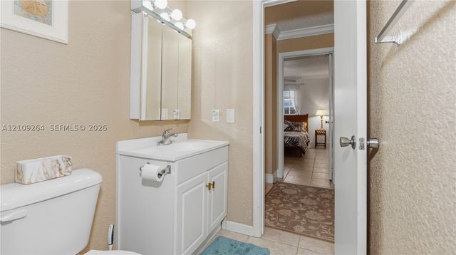 6315 Bay Club Dr 3, Fort Lauderdale, FL 33308