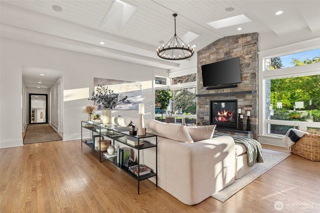 6006 128th Avenue NE, Kirkland, WA 98033