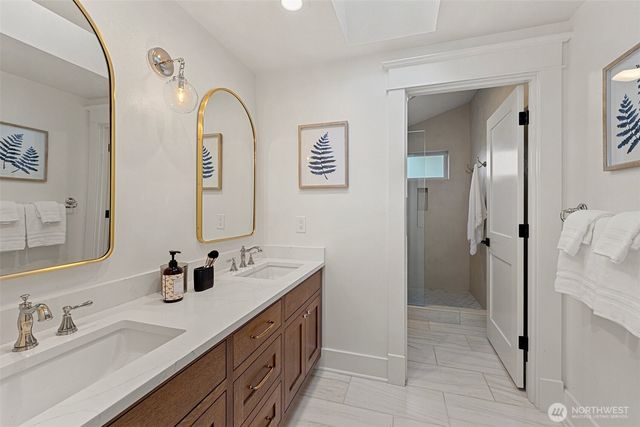 6006 128th Avenue NE, Kirkland, WA 98033