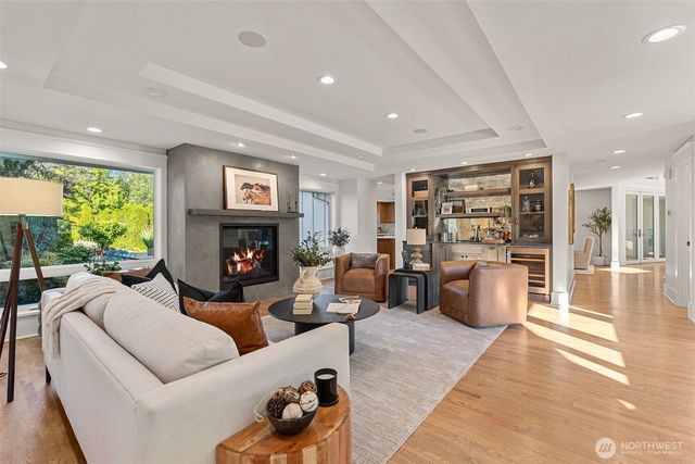 6006 128th Avenue NE, Kirkland, WA 98033