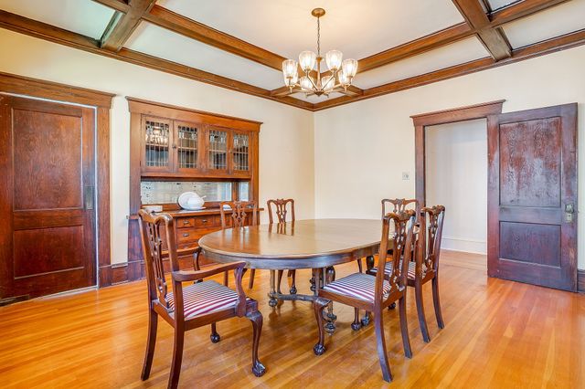 2124 Weatherbee Street, Fort Worth, TX 76110