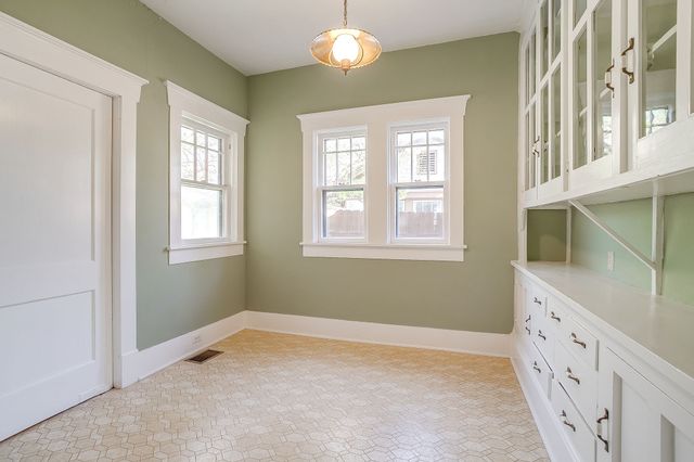 2124 Weatherbee Street, Fort Worth, TX 76110