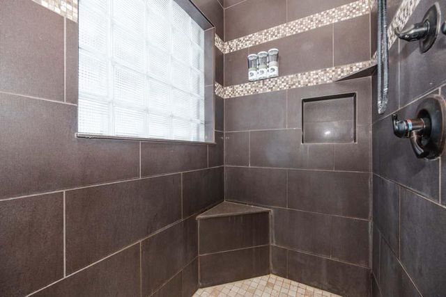 1082 W Lake Drive, Detroit Lakes, MN 56501