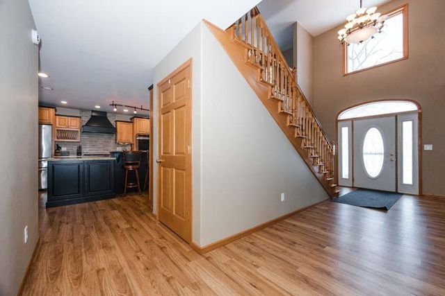 1082 W Lake Drive, Detroit Lakes, MN 56501