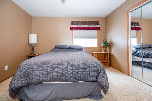 1082 W Lake Drive, Detroit Lakes, MN 56501