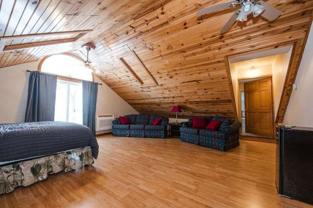 1082 W Lake Drive, Detroit Lakes, MN 56501