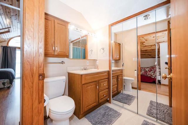 1082 W Lake Drive, Detroit Lakes, MN 56501