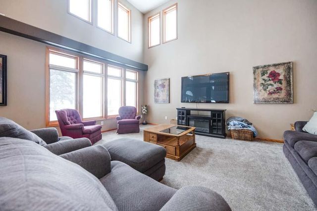 1082 W Lake Drive, Detroit Lakes, MN 56501