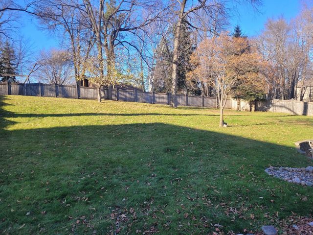 1082 W Lake Drive, Detroit Lakes, MN 56501