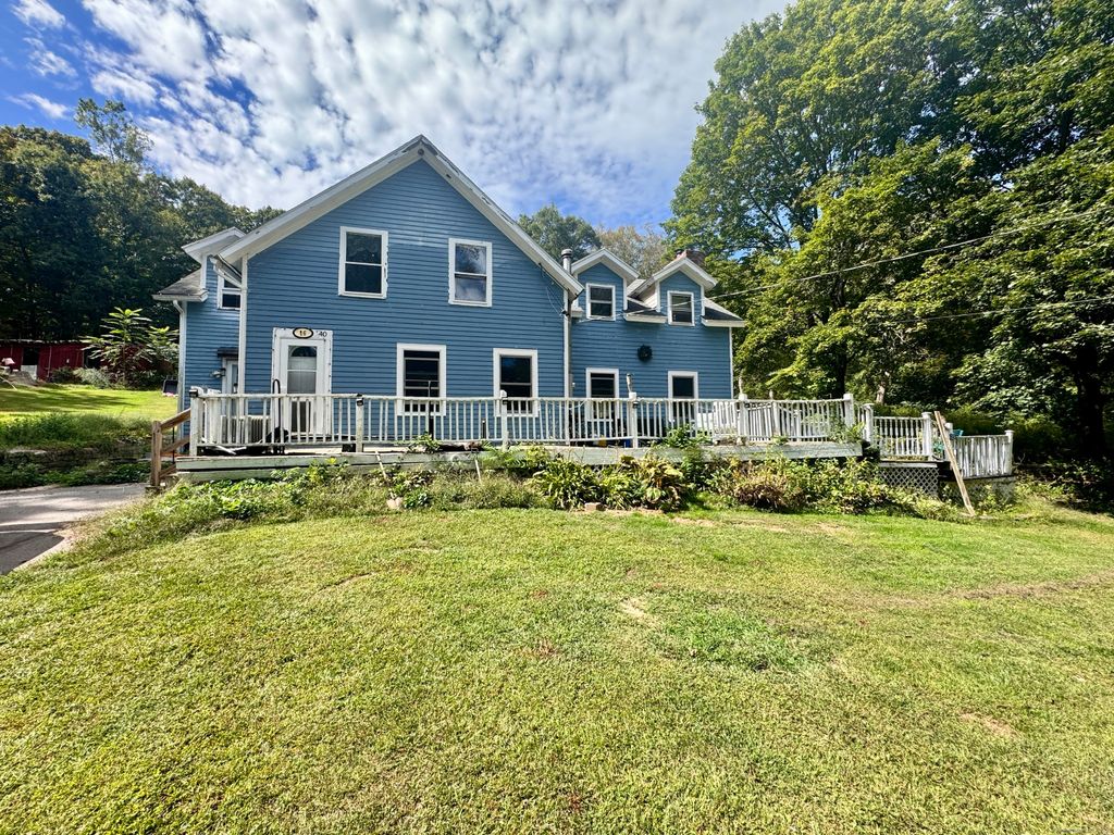 40 Hammond Avenue, Norwich, CT 06360