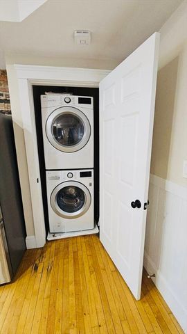 132 North 3, Salem, MA 01970