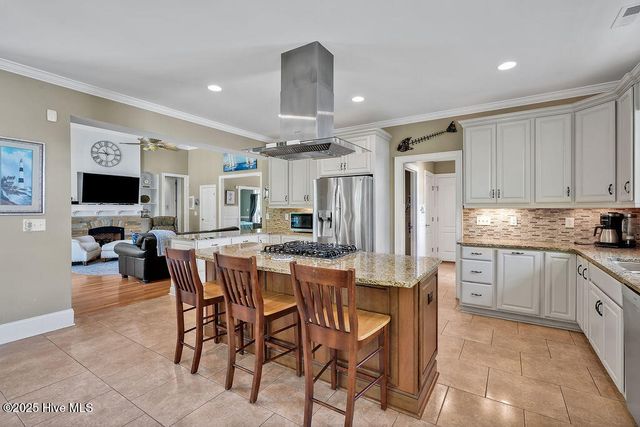 886 Hollybriar Drive, Bolivia, NC 28422