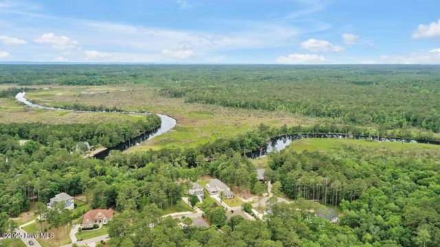 886 Hollybriar Drive, Bolivia, NC 28422