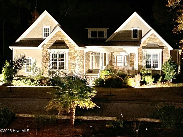 886 Hollybriar Drive, Bolivia, NC 28422