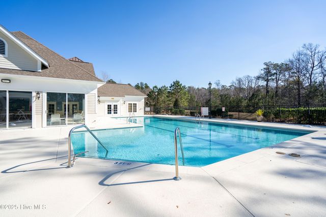 886 Hollybriar Drive, Bolivia, NC 28422
