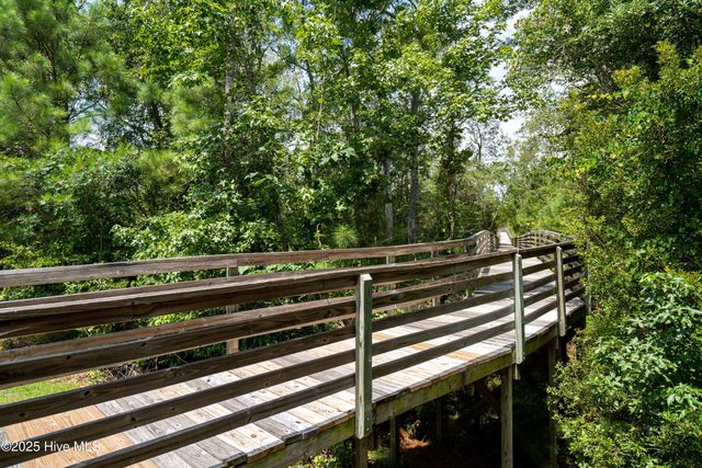 886 Hollybriar Drive, Bolivia, NC 28422