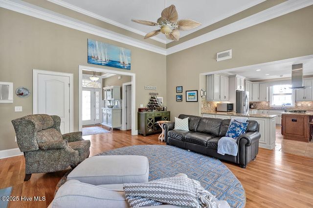 886 Hollybriar Drive, Bolivia, NC 28422