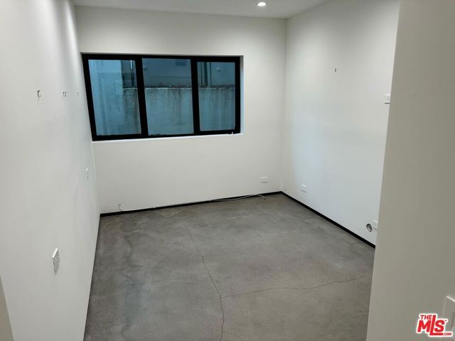 611 Broadway Street, Venice, CA 90291